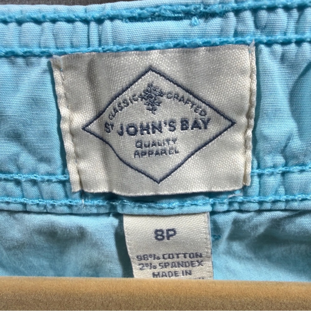 St. John's Bay Sky Blue Chambray Bermuda Cargo Shorts Women's P8 - Picture 5 of 8